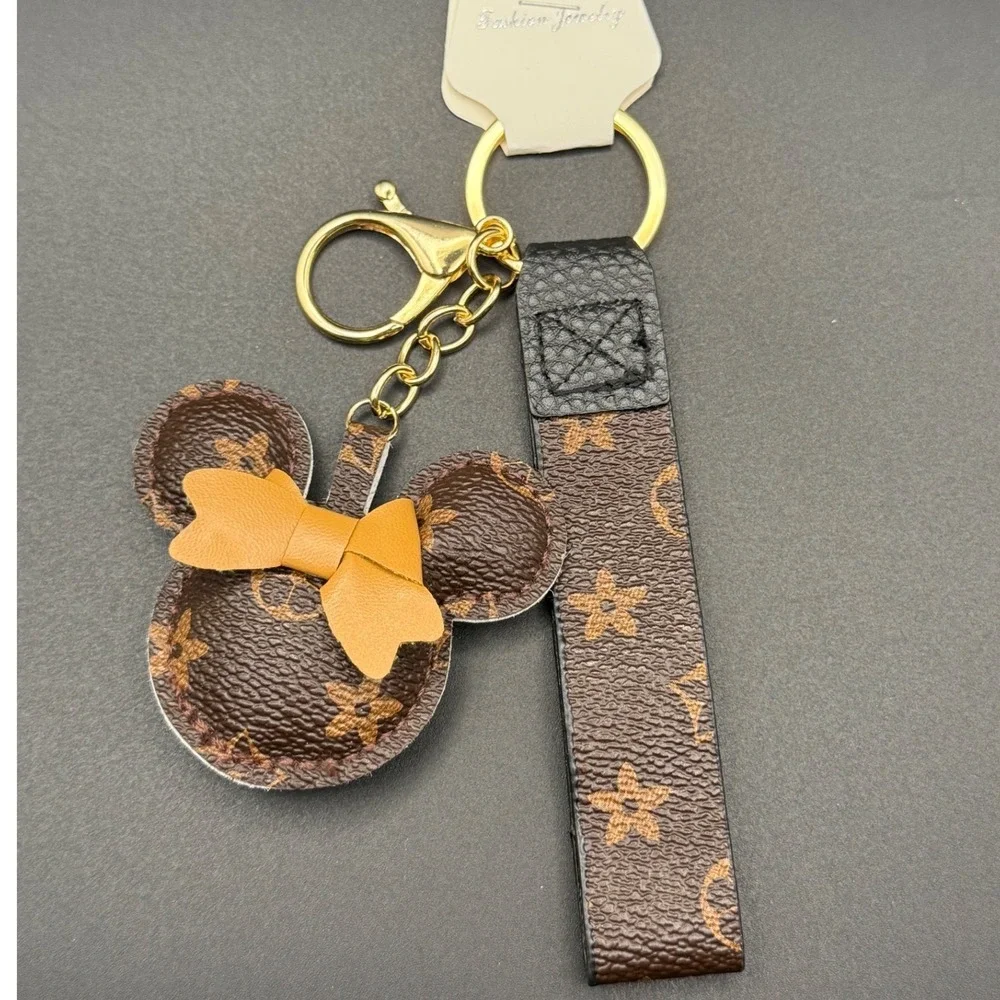 Brown Faux‎ Leather Wristlet Bag Charm